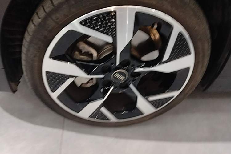 Used MINI 2025 2.0T COOPER S Artist Five-Door Edition Exterior 4