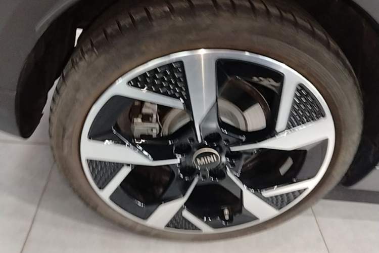 Used MINI 2025 2.0T COOPER S Artist Five-Door Edition Exterior 5