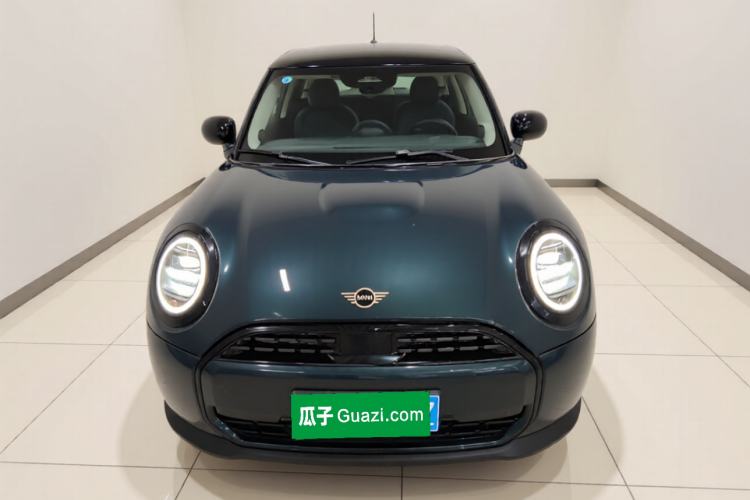 Used MINI 2025 1.5T COOPER Classic Edition Five-Door Version Front