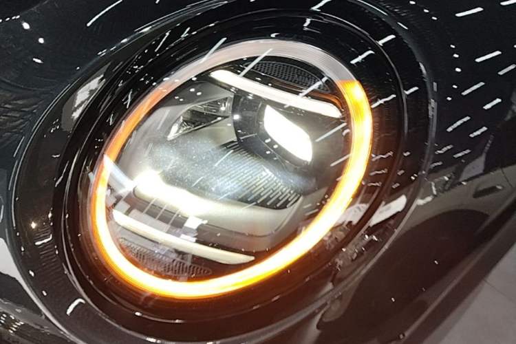 Used MINI 2025 2.0T COOPER S Artist Five-Door Edition Left Front Headlight