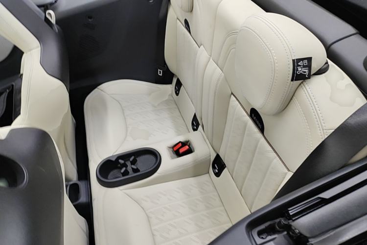 Used MINI 2025 2.0T COOPER S CABRIO Limited Edition Daylight Stardust Color Left Rear Seat