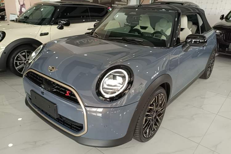 Used MINI 2025 2.0T COOPER S CABRIO Limited Edition Daylight Stardust Color Guazi used car, China used car export, Used car for sale, Used MINI cars, Cheapest cars for sale