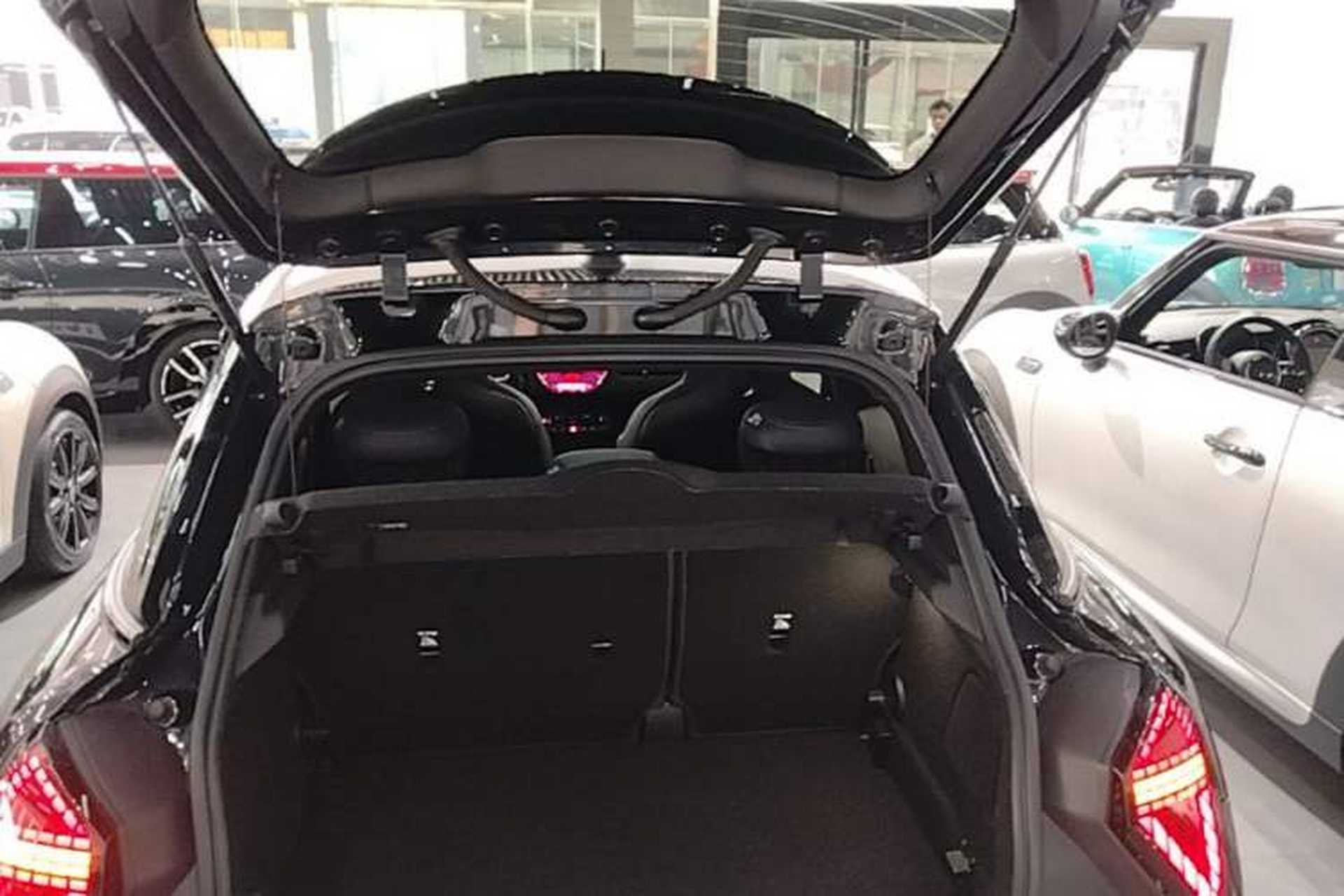 Used MINI 2025 2.0T COOPER S Artist Five-Door Edition Trunk