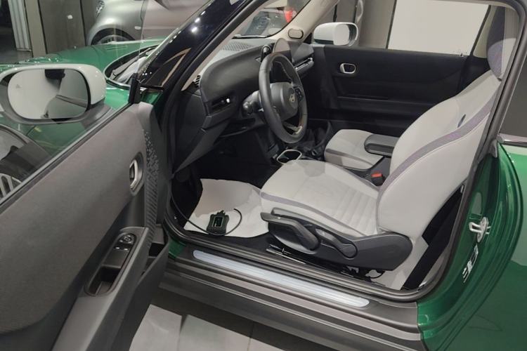 Used MINI 2025 1.5T COOPER Classic Edition Driver Seat