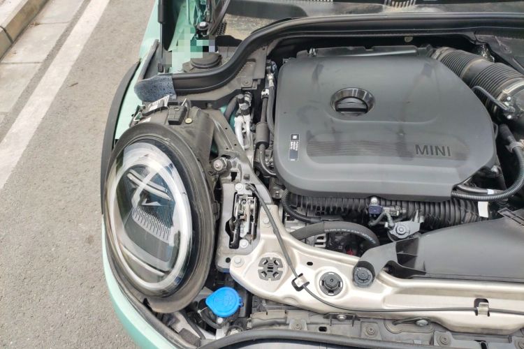 Used MINI 2025 2.0T COOPER S Artist Engine Bay Right