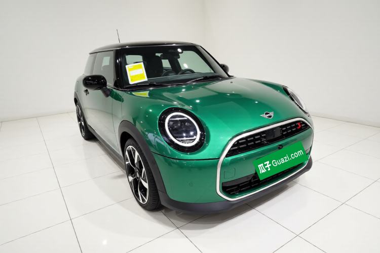 Used MINI 2025 2.0T COOPER S Artist Exterior 1
