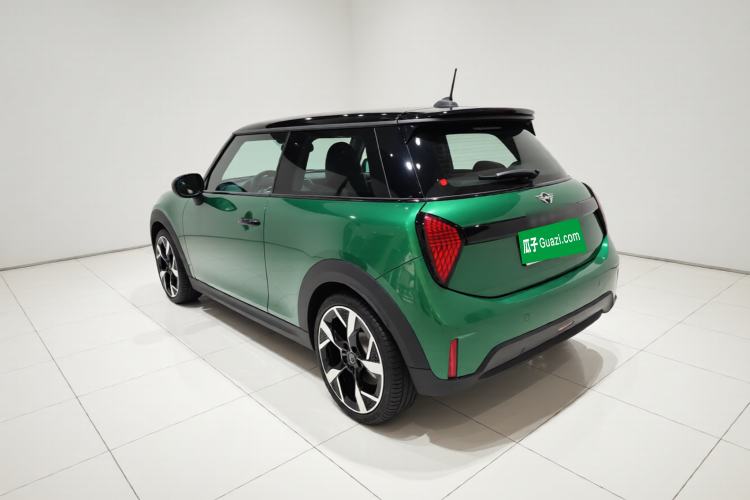 Used MINI 2025 2.0T COOPER S Artist Exterior 2