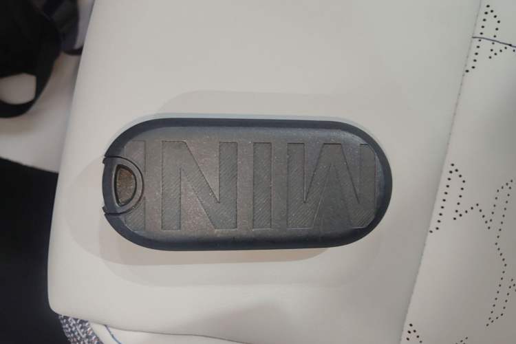 Used MINI 2025 1.5T COOPER Classic Edition Interior 1