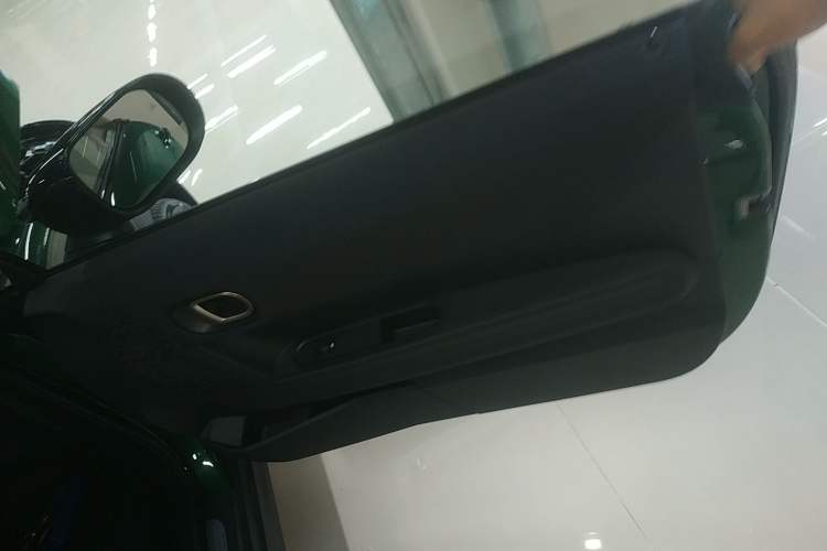 Used MINI 2025 1.5T COOPER Classic Edition Interior 5
