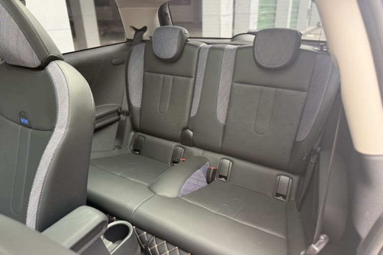 Used MINI 2025 1.5T COOPER Classic Edition Interior 9