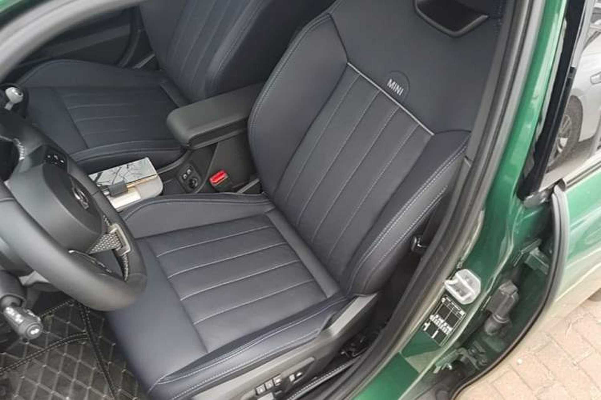 Used MINI 2025 2.0T COOPER S Artist Five-Door Edition Left Front Seat