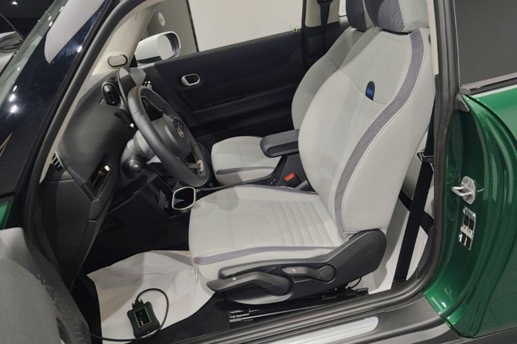 Used MINI 2025 1.5T COOPER Classic Edition Left Front Seat
