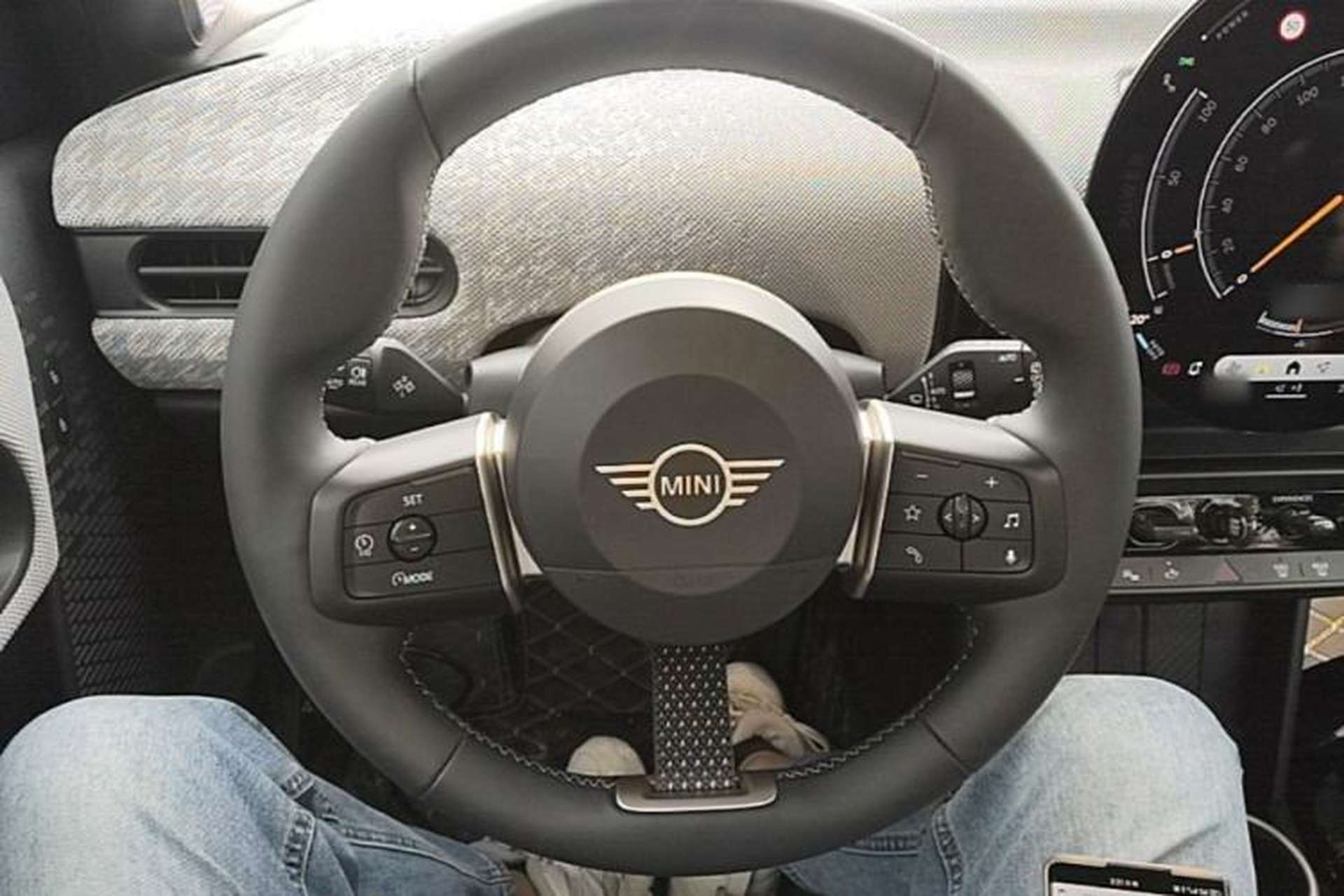 Used MINI 2025 2.0T COOPER S Artist Five-Door Edition Steering Wheel