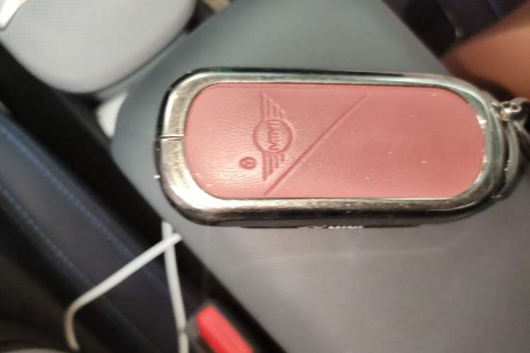 Used MINI 2025 2.0T COOPER S Artist Vehicle Key