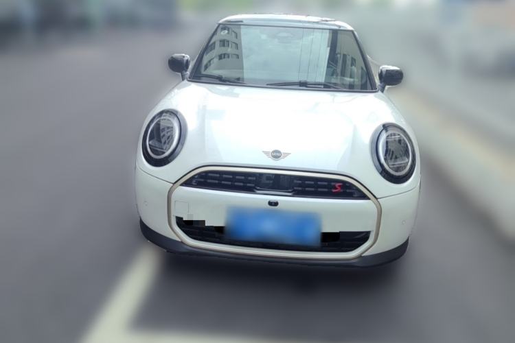 Used MINI 2025 2.0T COOPER S Artist Front