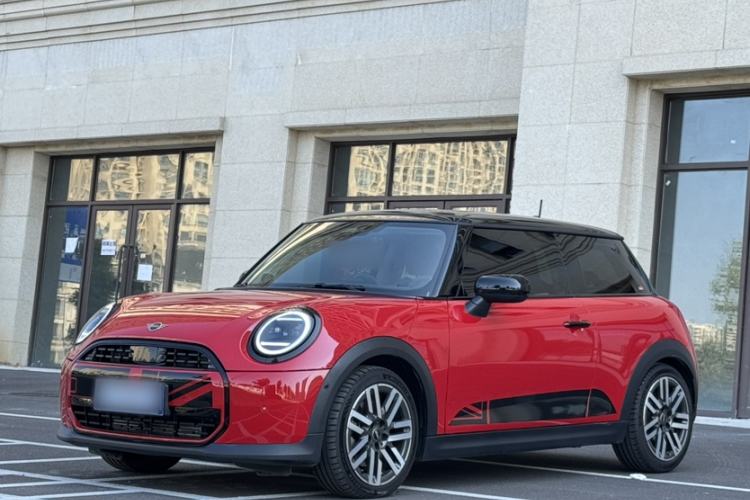 MINI 2025 1.5T COOPER Classic Edition