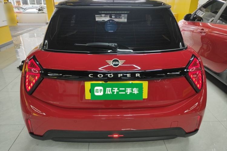 Used MINI 2025 1.5T COOPER Classic Edition Rear