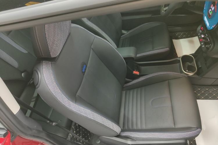 Used MINI 2025 1.5T COOPER Classic Edition Right Front Seat