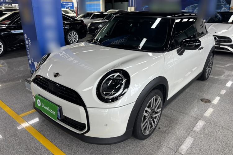 MINI 2025 1.5T COOPER Classic Edition