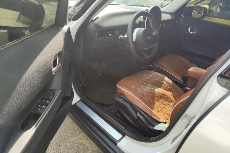 Used MINI 2025 1.5T COOPER Classic Edition Five-Door Version Driver Seat