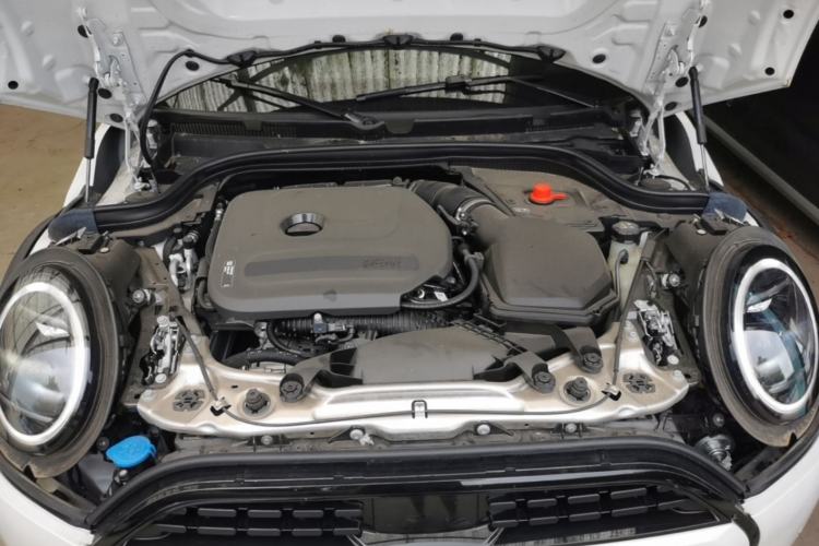 Used MINI 2025 1.5T COOPER Classic Edition Five-Door Version Engine Bay