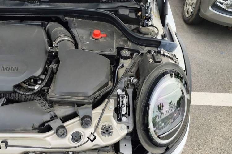 Used MINI 2025 1.5T COOPER Classic Edition Five-Door Version Engine Bay Left
