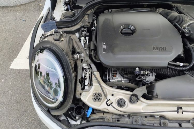 Used MINI 2025 1.5T COOPER Classic Edition Five-Door Version Engine Bay Right