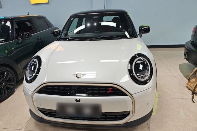 Used MINI 2025 2.0T COOPER S Artist Front