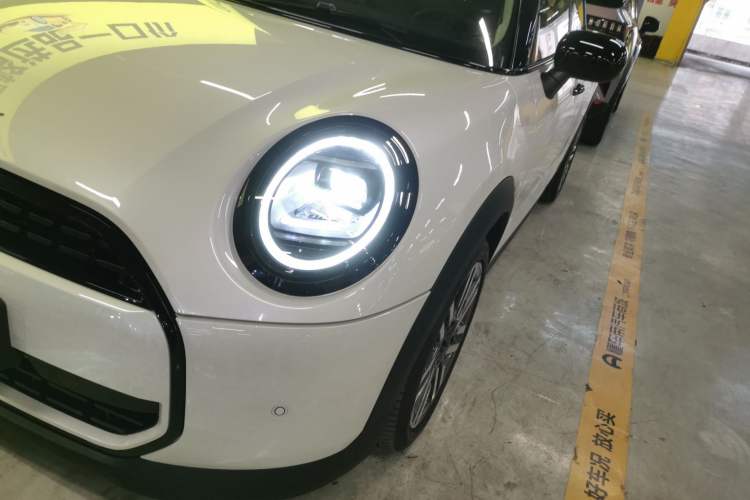 Used MINI 2025 1.5T COOPER Classic Edition Five-Door Version Left Front Headlight