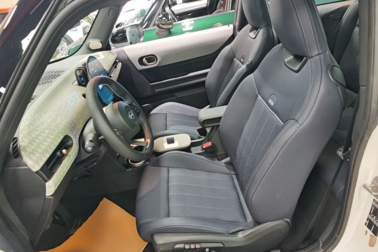 Used MINI 2025 2.0T COOPER S Artist Left Front Seat