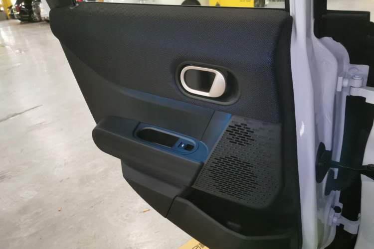 Used MINI 2025 1.5T COOPER Classic Edition Five-Door Version Left Rear Door Interior