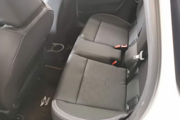 Used MINI 2025 1.5T COOPER Classic Edition Five-Door Version Left Rear Seat