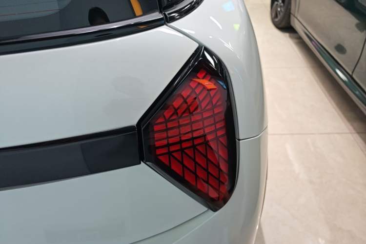 Used MINI 2025 2.0T COOPER S Artist Right Rear Taillight