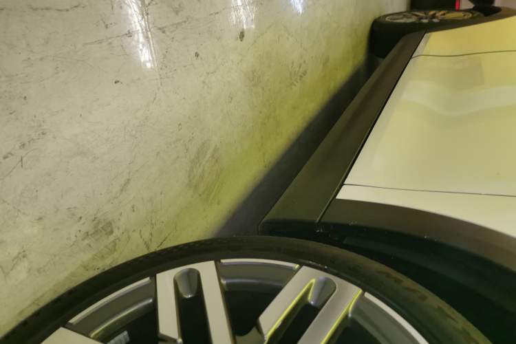 Used MINI 2025 1.5T COOPER Classic Edition Five-Door Version Right Side Sill