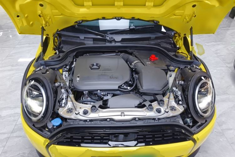 Used MINI 2025 1.5T COOPER Classic Edition Five-Door Version Engine Bay