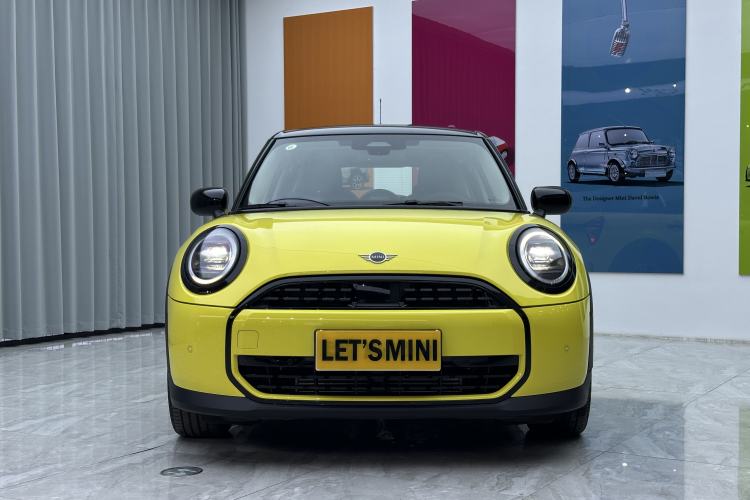 Used MINI 2025 1.5T COOPER Classic Edition Five-Door Version Exterior 1