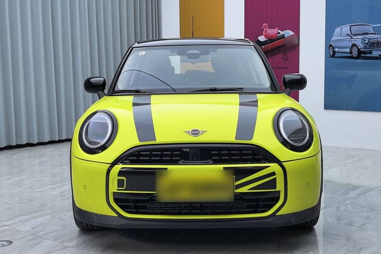 Used MINI 2025 1.5T COOPER Classic Edition Five-Door Version Exterior 1