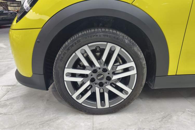 Used MINI 2025 1.5T COOPER Classic Edition Five-Door Version Exterior 8