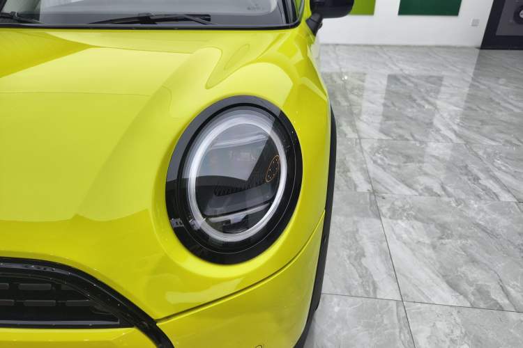 Used MINI 2025 1.5T COOPER Classic Edition Five-Door Version Left Front Headlight