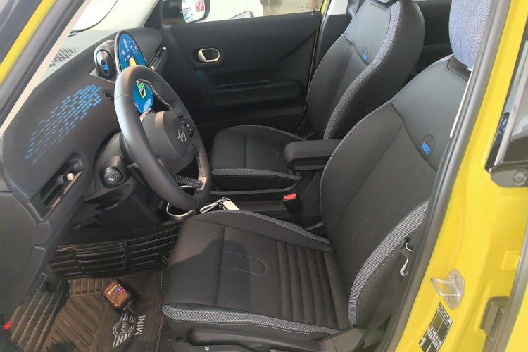 Used MINI 2025 1.5T COOPER Classic Edition Five-Door Version Left Front Seat
