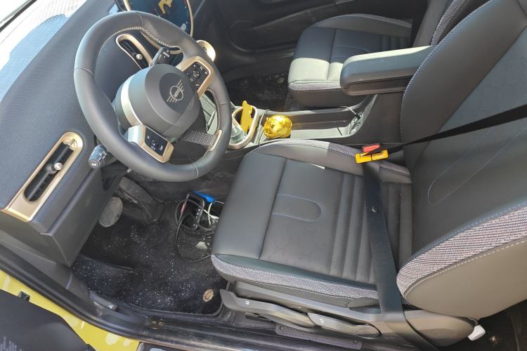 Used MINI 2025 1.5T COOPER Classic Edition Left Front Seat