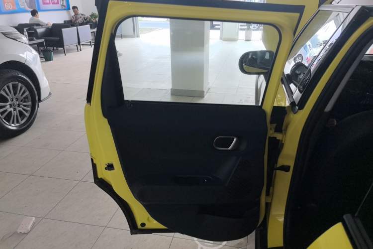 Used MINI 2025 1.5T COOPER Classic Edition Five-Door Version Left Rear Door Interior