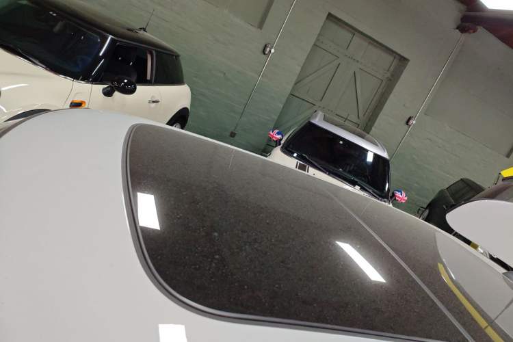 Used MINI 2025 1.5T COOPER Classic Edition Roof