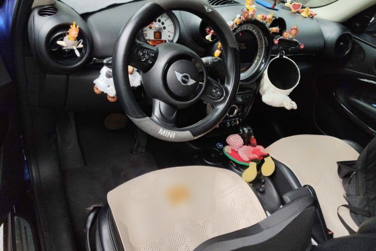Used MINI Paceman 2013 1.6L COOPER Center Console