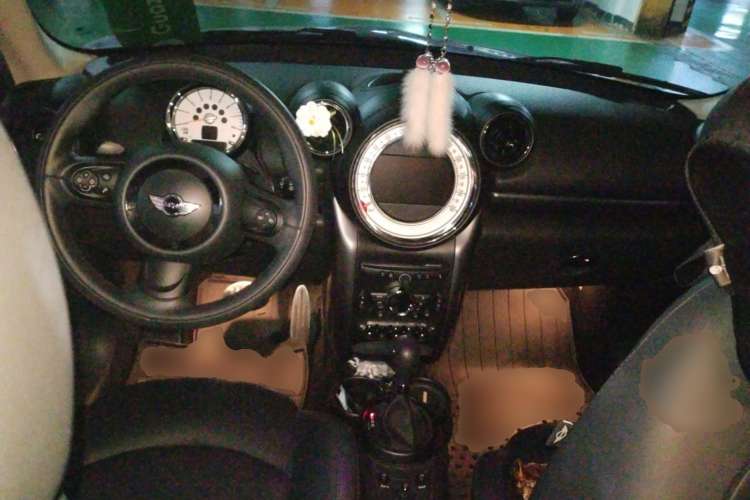 Used MINI Paceman 2013 1.6T COOPER S ALL4 Center Console