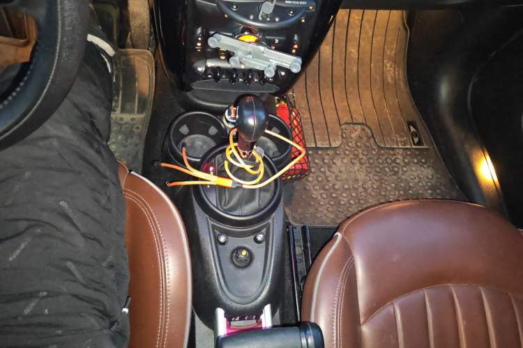 Used MINI Paceman 2013 1.6L COOPER Gear Lever