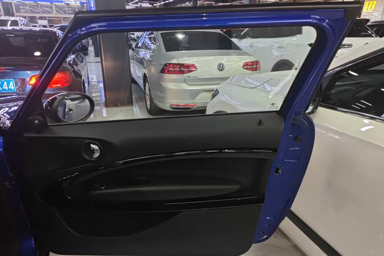 Used MINI Paceman 2013 1.6T COOPER S ALL4 Right Front Door Interior