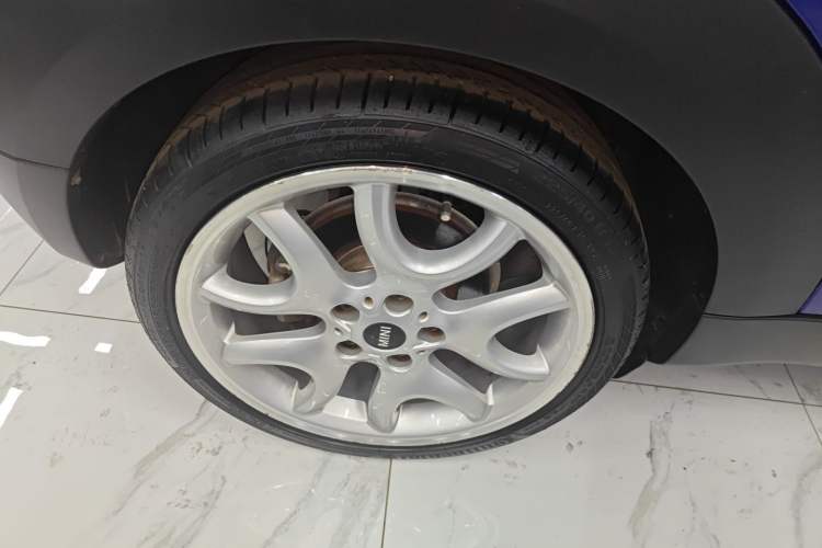 Used MINI Paceman 2013 1.6T COOPER S ALL4 Right Rear Wheel Hub