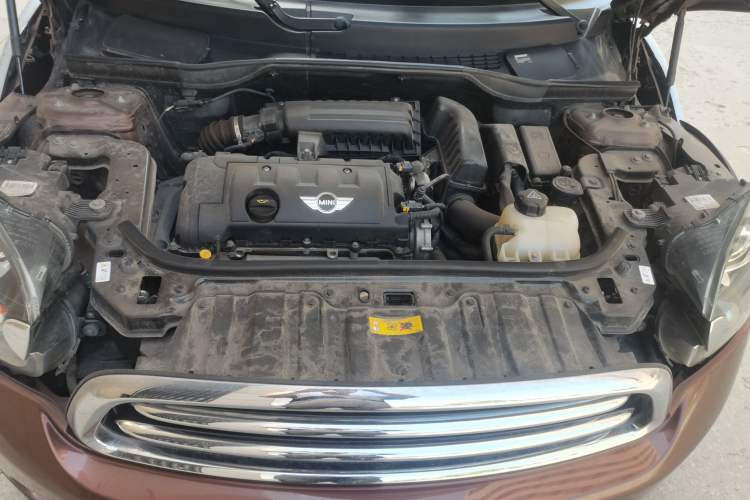 Used MINI Paceman 2013 1.6L COOPER Engine Bay