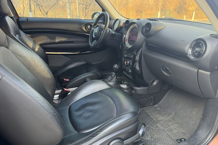 Used MINI Paceman 2013 1.6L COOPER Interior 7